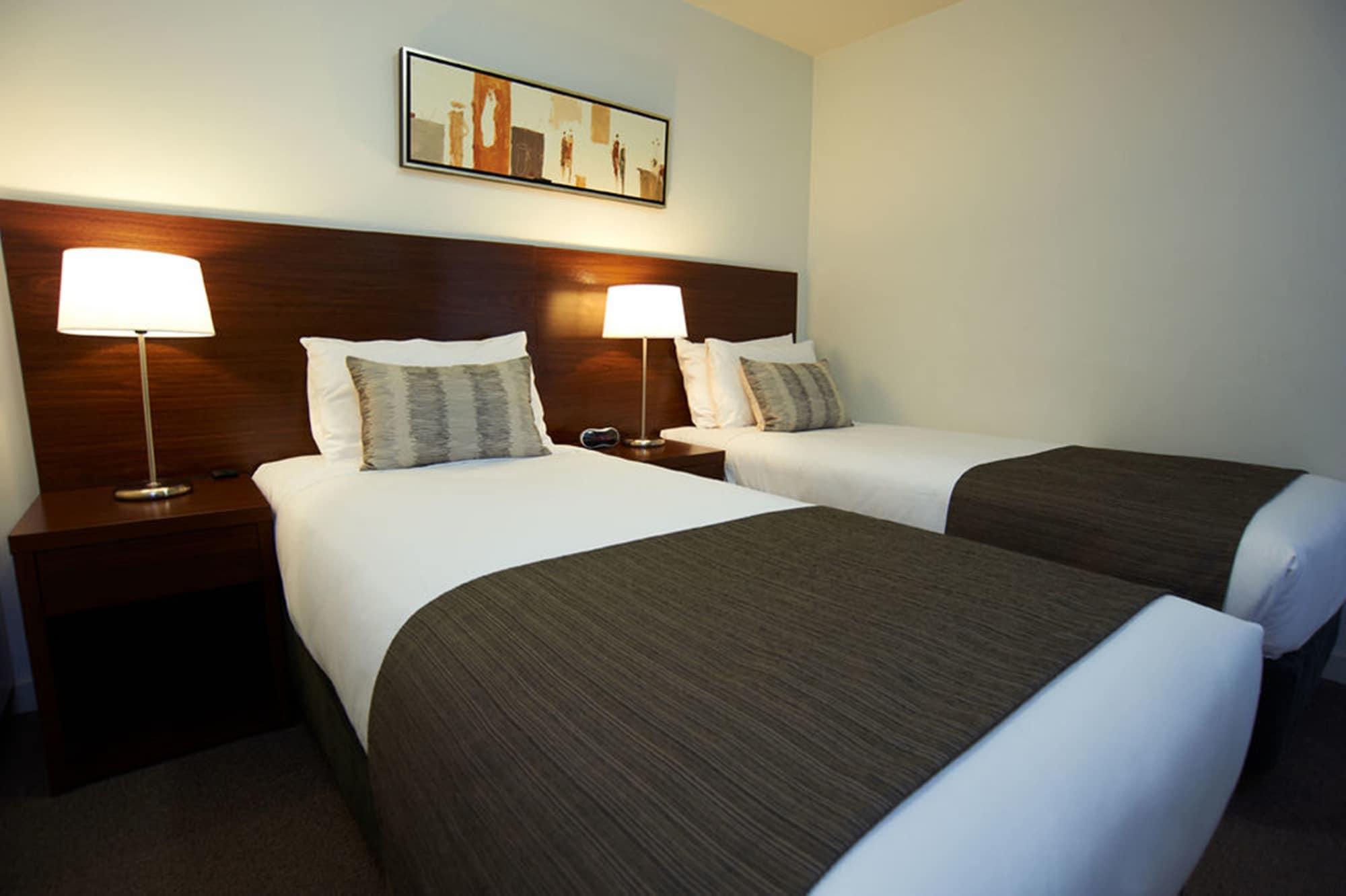 Quest On Dorcas Aparthotel Melbourne Exterior photo