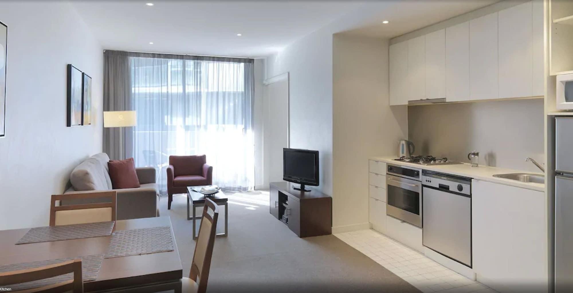 Quest On Dorcas Aparthotel Melbourne Exterior photo