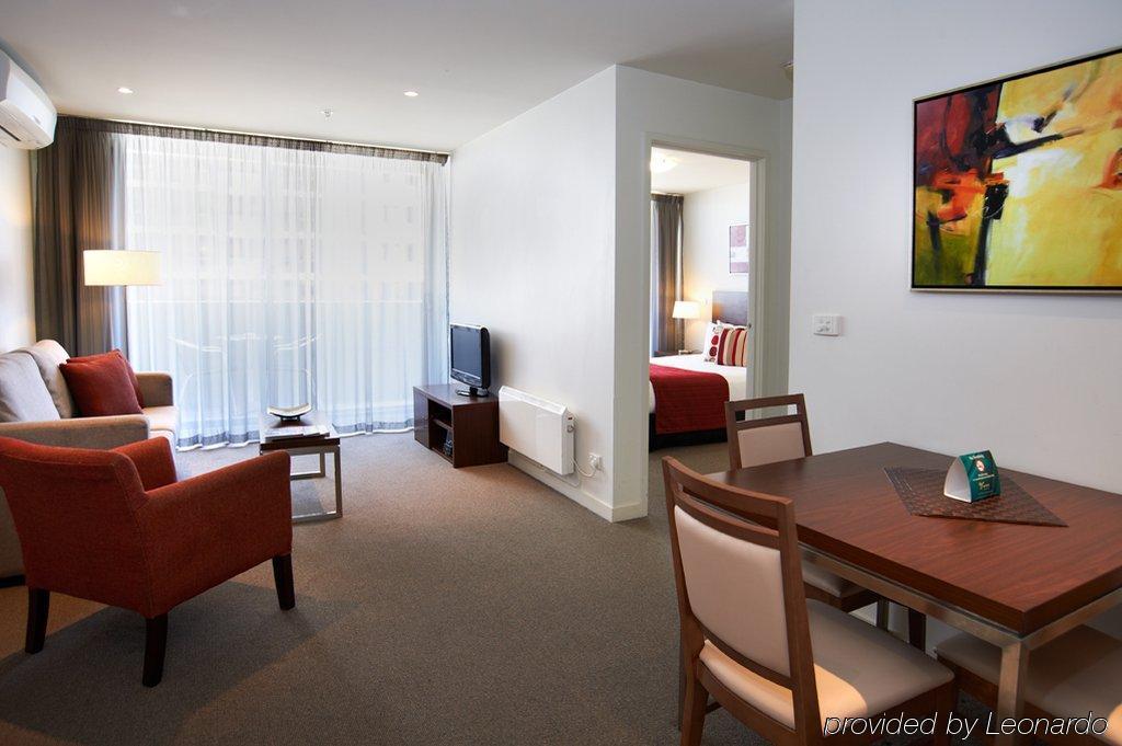 Quest On Dorcas Aparthotel Melbourne Exterior photo