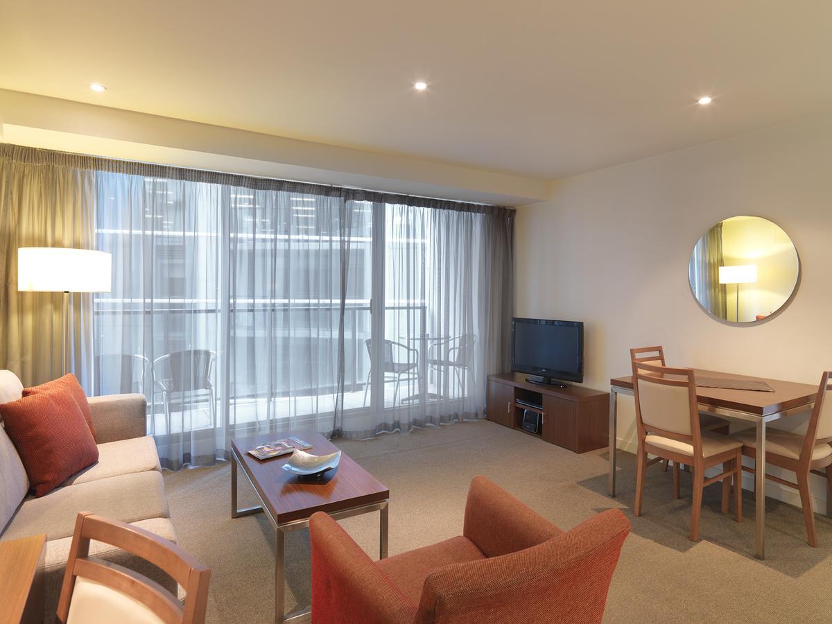 Quest On Dorcas Aparthotel Melbourne Exterior photo