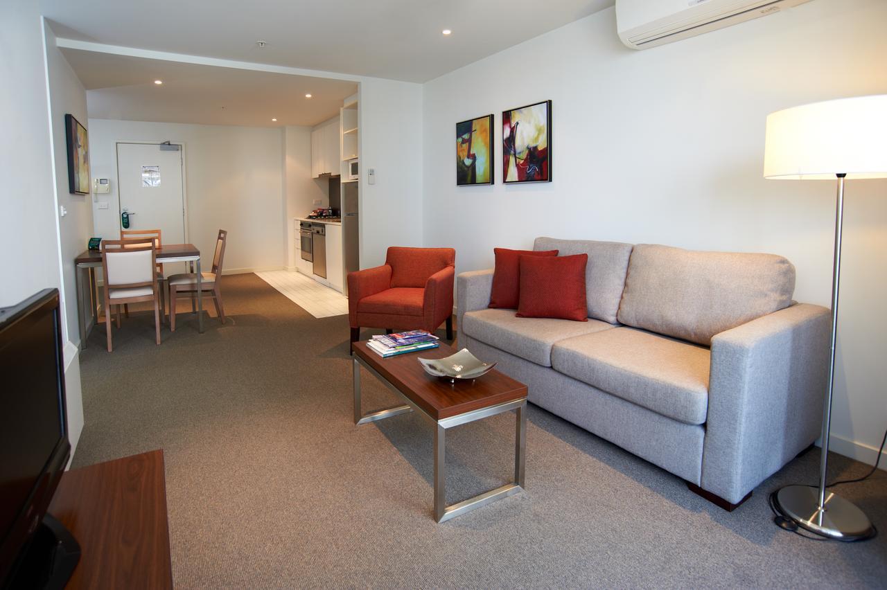 Quest On Dorcas Aparthotel Melbourne Exterior photo