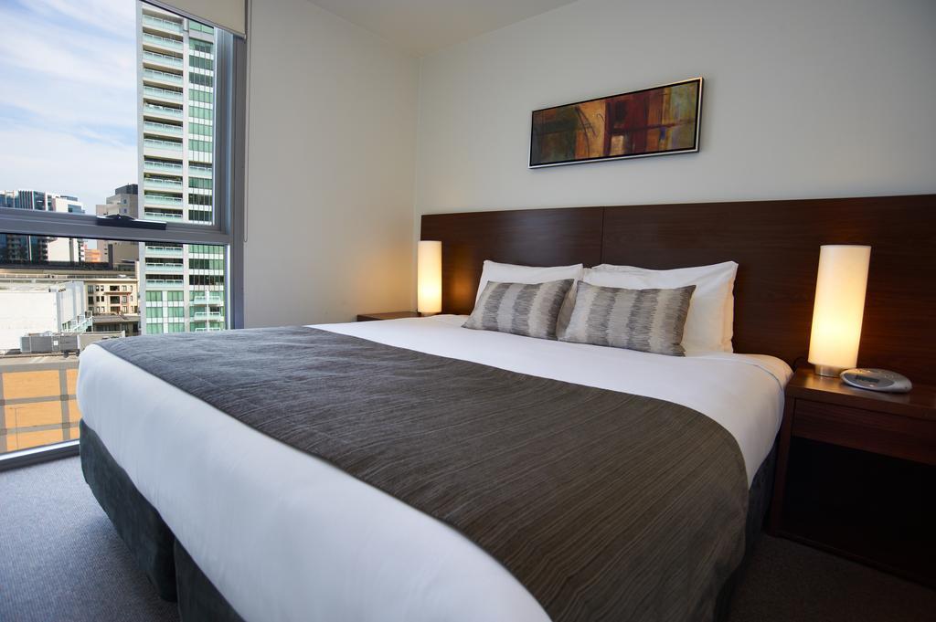 Quest On Dorcas Aparthotel Melbourne Exterior photo
